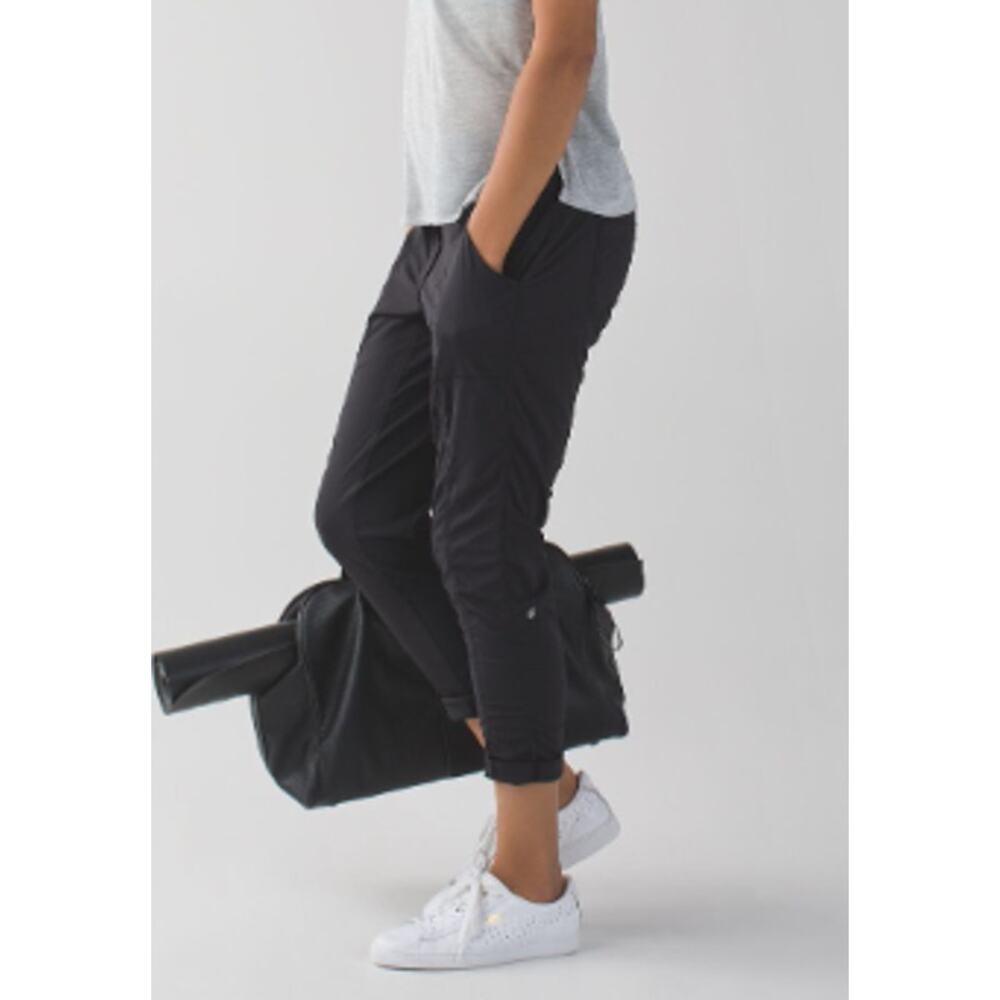 Lululemon Street to Studio Black Pant Unlined Size 4